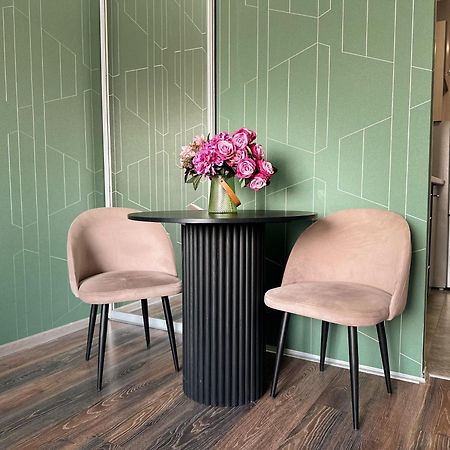 Adt Apartments アルマトイ エクステリア 写真